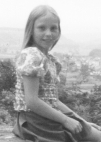 Doro Pesch (young)