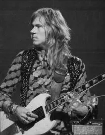 Glen Buxton