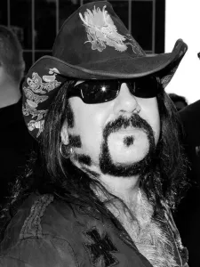 Vinnie Paul