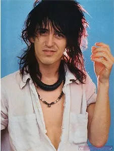 Izzy Stradlin (today)
